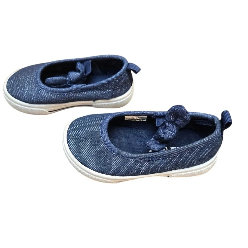 Lof of‎ 2 Toddler Shoes Slip on Carters & Cute Fuzzy Slippers Sz 5